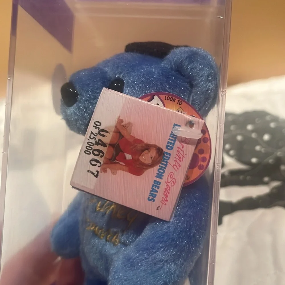 Limited editions Brittney spears bear - Picture 3 of 7